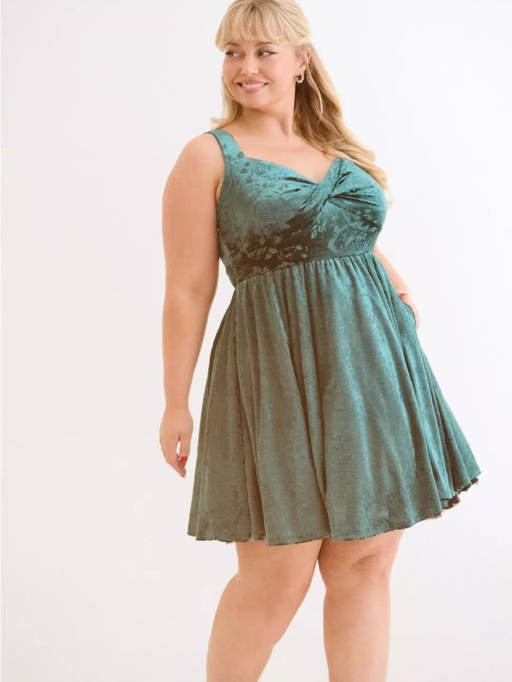 NWT Torrid Retro Chic Twist Front Velour Swing Dress